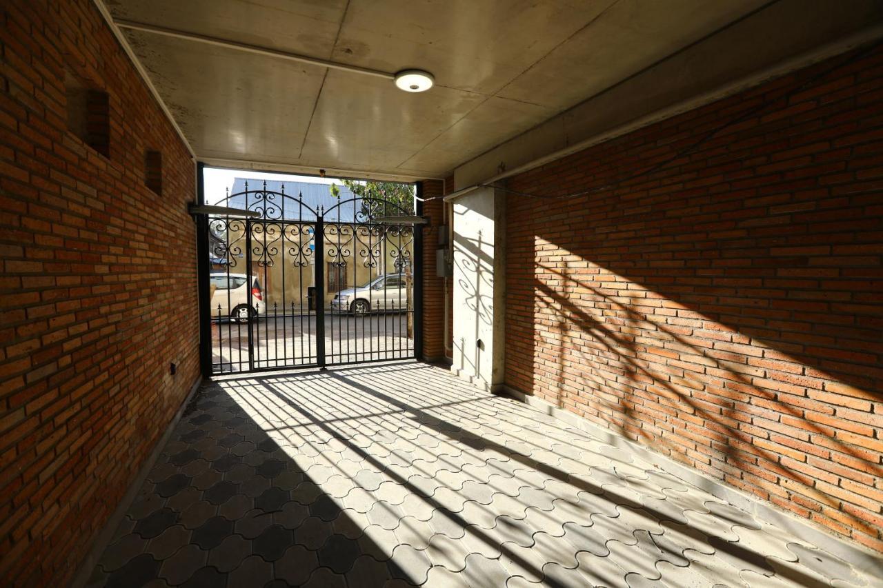 Brick House II Apartamento Tbilisi Exterior foto